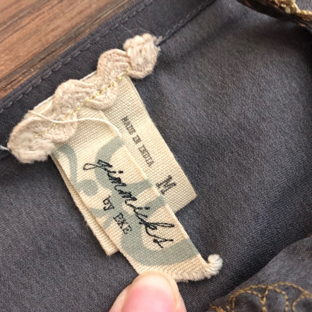 Gimmicks Boho Tank Top Embroidered Floral - Picture 7 of 7
